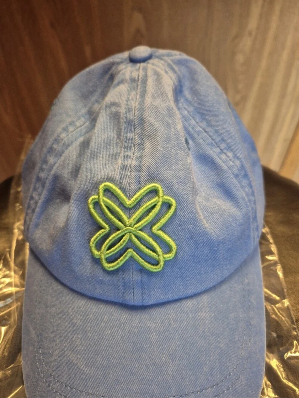 Lilly Pulitzer Ocean Front Blue Logo Run Around Hat